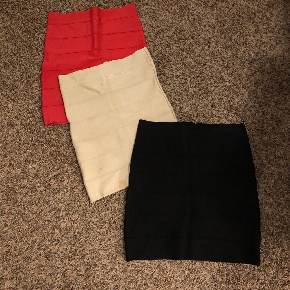 👠 Lot of 3 bebe Solid Bandage Skirts